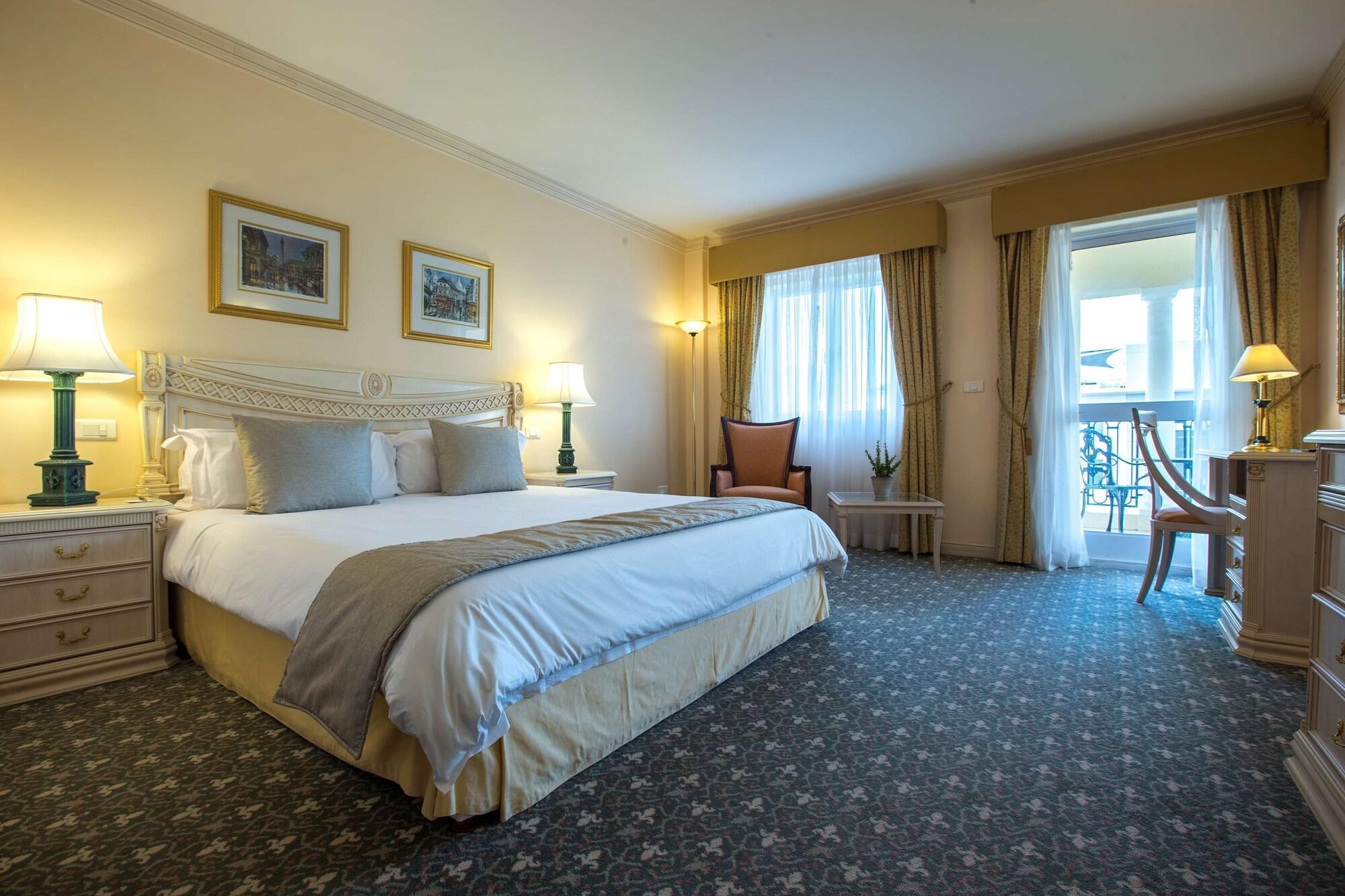 Hotel Le Vendome Cape Town Exterior foto A room at the hotel